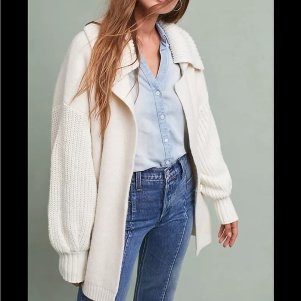 Anthropologie woman’s oversized chunky white sweater small